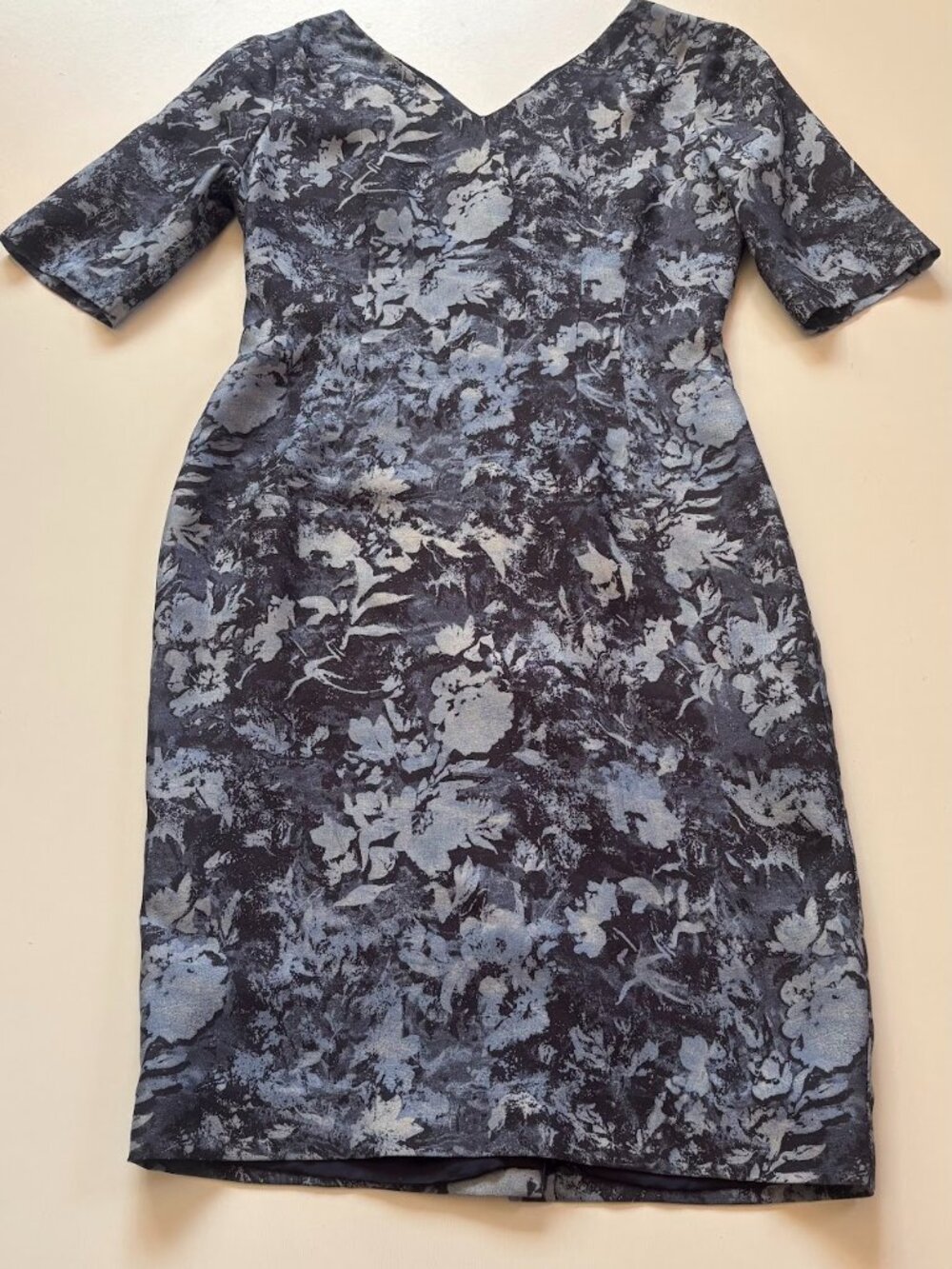 Brooks Brothers Silk Wool Dress Blue Grey Floral V Neck Abstract Sheeth